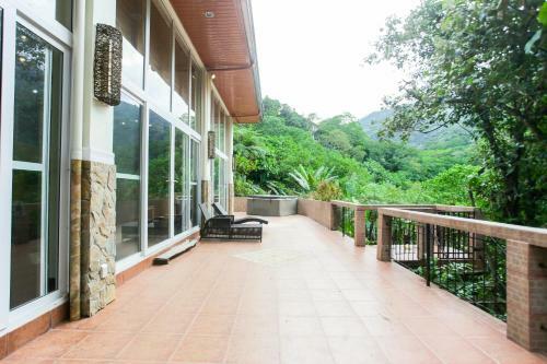 Peaceful Forest Haven 3 Br - Bangkong Kahoy Valley
