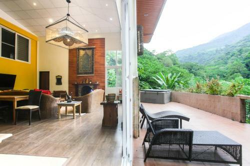Peaceful Forest Haven 3 Br - Bangkong Kahoy Valley