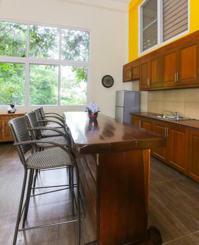 Peaceful Forest Haven 3 Br - Bangkong Kahoy Valley