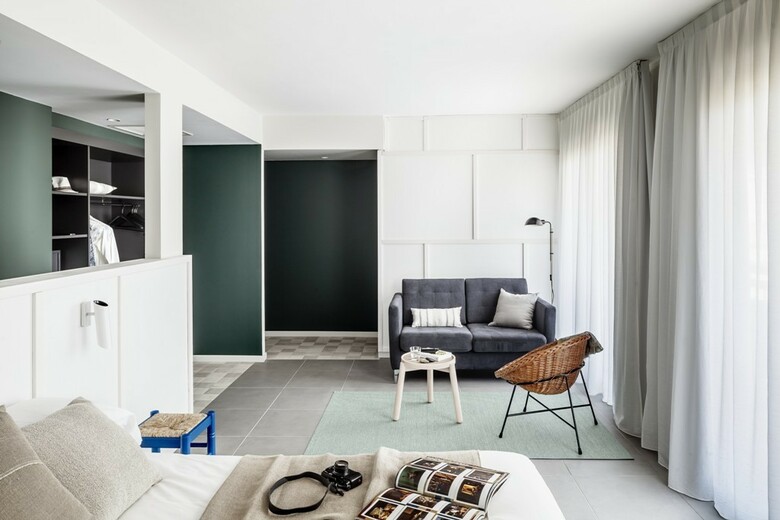 Aqua Hotel Bertran Park