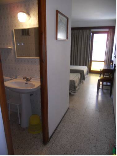 Hotel Hostal Santa Ana