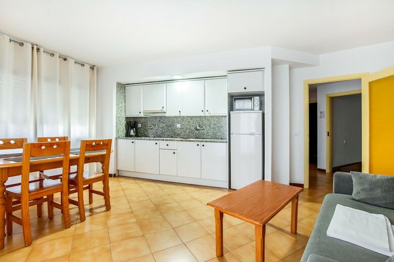 Apartamentos Pal Beach