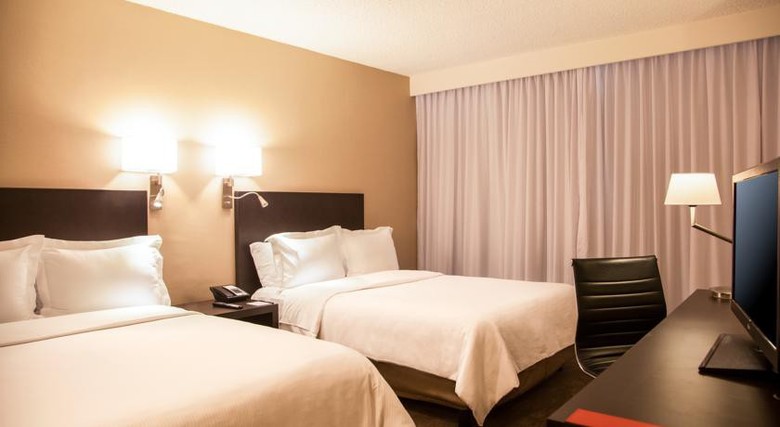 Hotel Fiesta Inn Aeropuerto