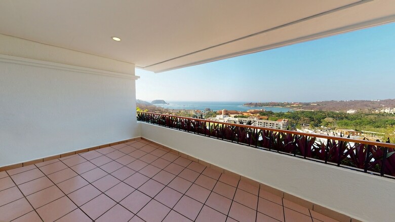 Hotel Crown Pacific Huatulco All Inclusive