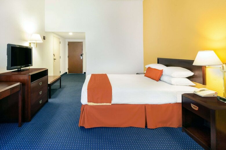 Hotel Wyndham Garden Monterrey Norte