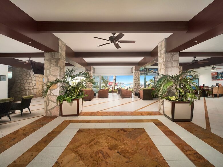 Hotel El Cid La Ceiba Beach