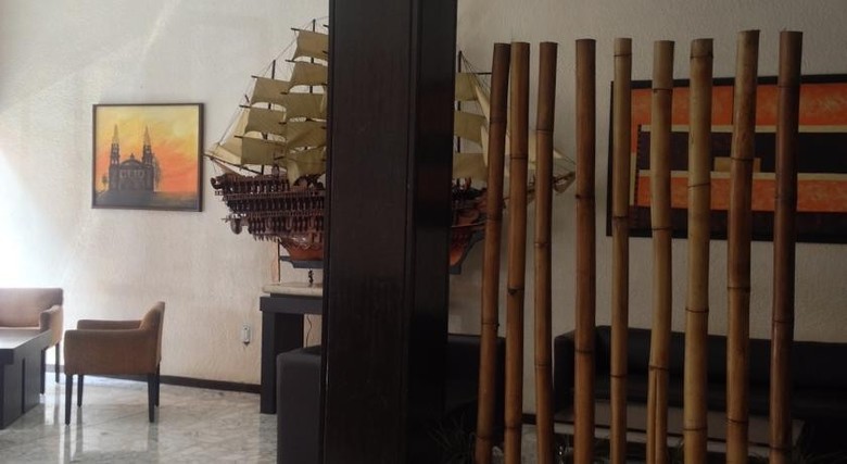 Hotel Colon Express