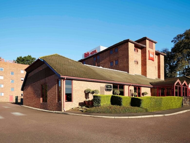 Hotel Ibis London Luton Airport