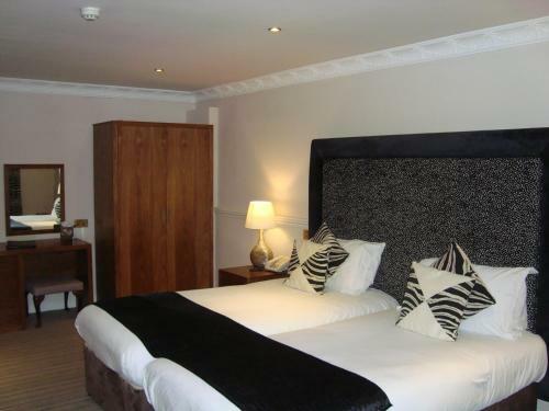 Waterton Park Hotel