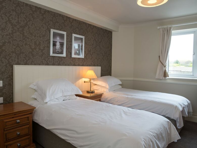 Botany Bay Hotel