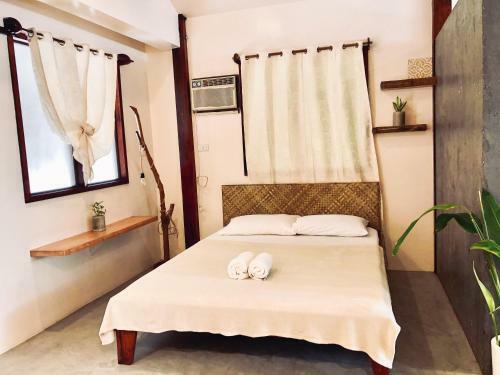 Hotel Arka Hayahay Surf And Beach Resort
