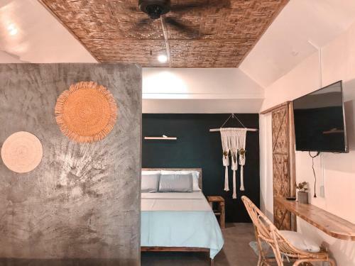 Hotel Arka Hayahay Surf And Beach Resort