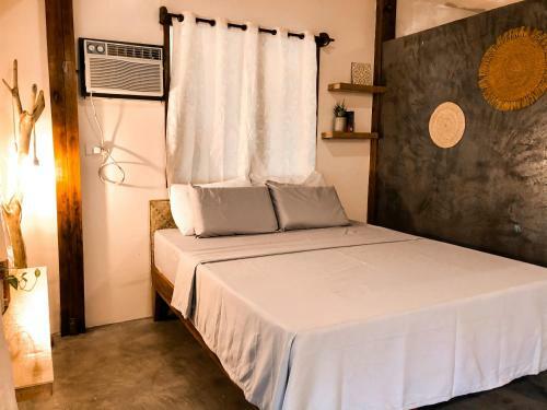 Hotel Arka Hayahay Surf And Beach Resort