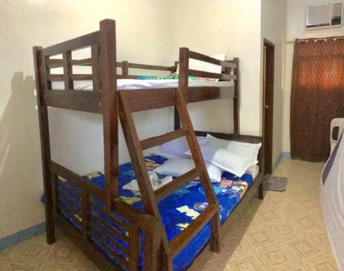 Rbr Hotel And Restaurant