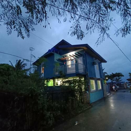 Hostal Anni's Beach House