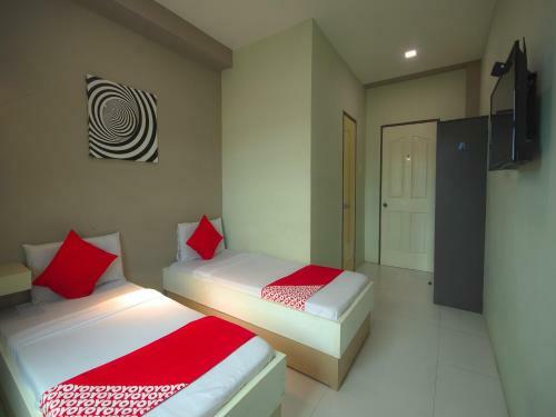 Hotel Vaccinated Staff-oyo 720 Alt Residences