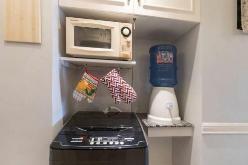 Apartamento Hideaway , All You Need, And Nothing You Don't