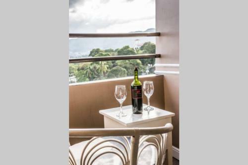 Apartamento Hideaway , All You Need, And Nothing You Don't