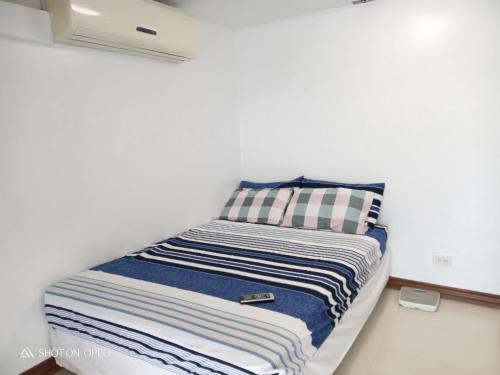 Hostal Ultima Residences Unit 1701