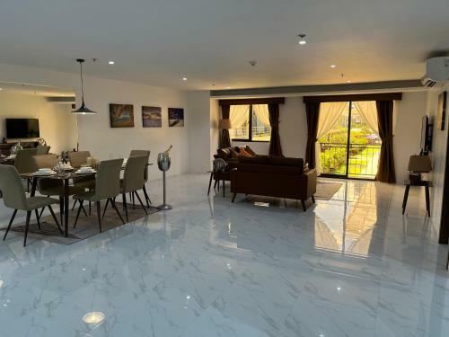 Apartamento 88th Avenue