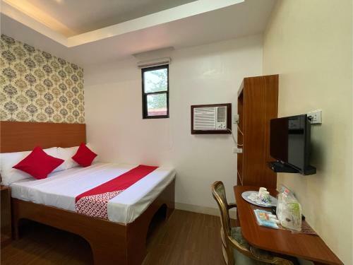 Hotel Vaccinated Staff - Oyo 685 K Fortune Apartelle