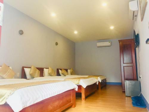 Bungalow Hotel