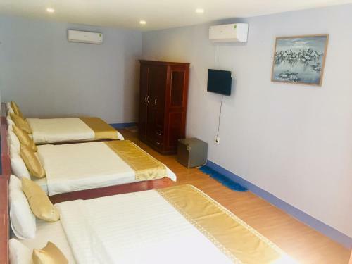 Bungalow Hotel