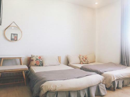 Hotel Sele House