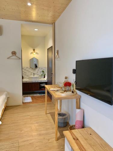 Bed & Breakfast W24