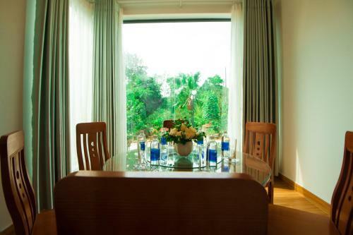 Panorama Hotel & Coffee