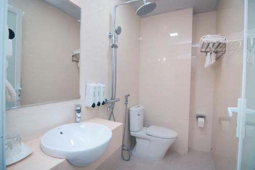 Ho�ng Long Hotel