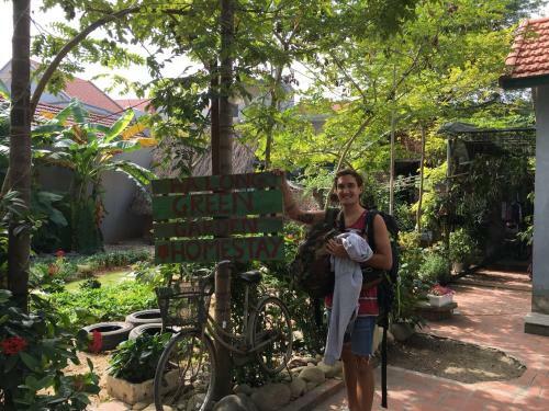 Green Garden Bungalow