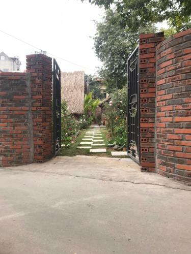 Green Garden Bungalow