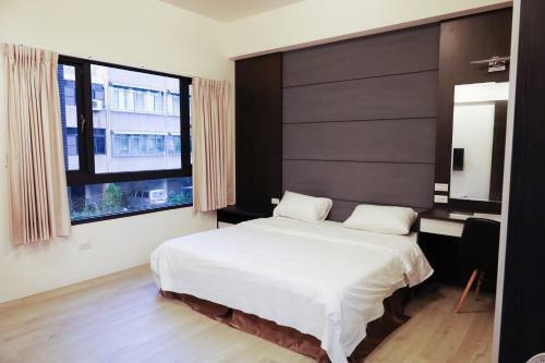 71 Cafe B&B