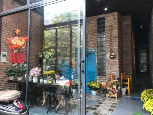 Hostal Ng�i House