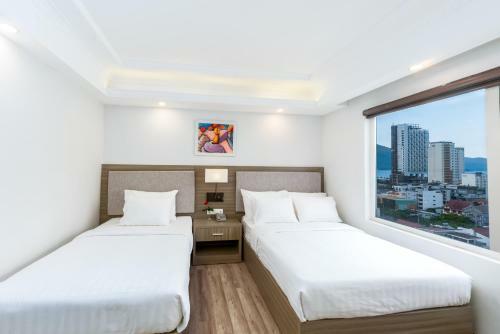 Golden Rose Hotel