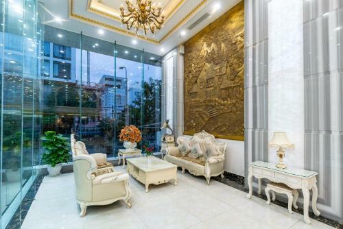 Golden Rose Hotel