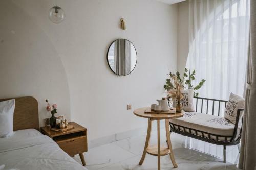 Maple Suite Hotel & Apartment
