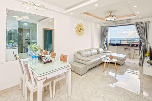 Luxury Apartment View My Khe Beach 2-3bedroom