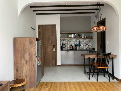 Ni House