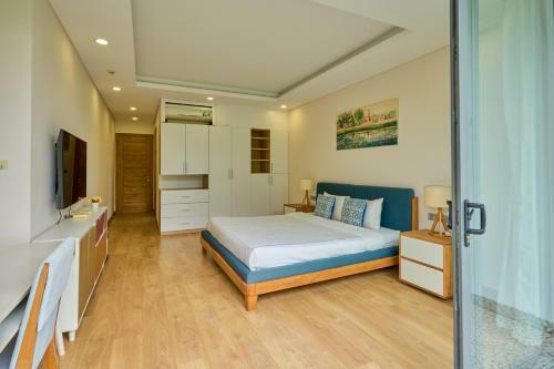 Stunning 3-bedroom Golf View Villa