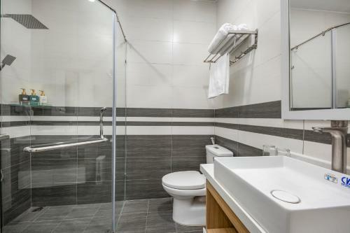 Arrive Hotel & Apartment