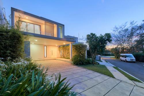The Point Villas