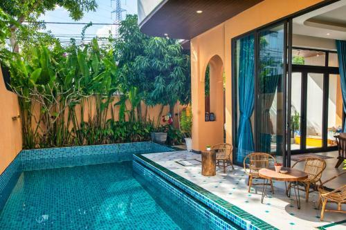 New & Stylish 5bdr Villa With Pool, Karaoke Room, Bbq