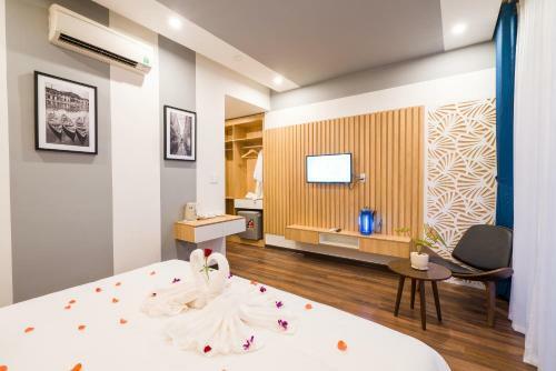 Hoi An Grace River Villa