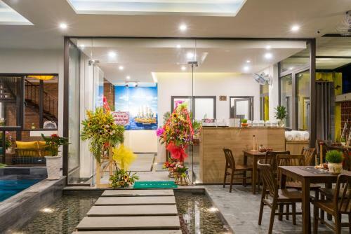 Hoi An Grace River Villa