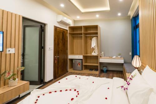 Hoi An Grace River Villa