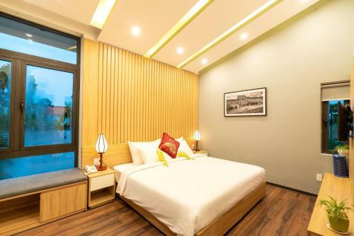 Hoi An Grace River Villa