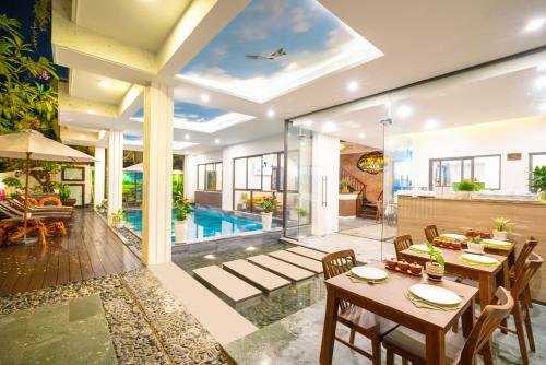 Hoi An Grace River Villa
