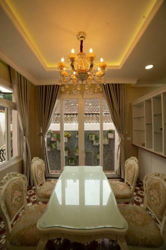 ?� L?t 33 Villa